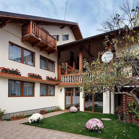 La Coltul Castelului Bran Boutique Hotel Екстериор снимка