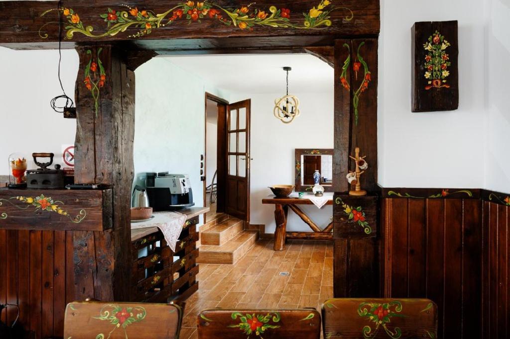 La Coltul Castelului Bran Boutique Hotel Екстериор снимка