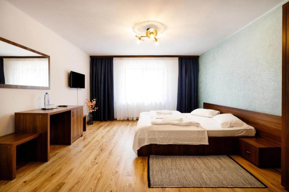 La Coltul Castelului Bran Boutique Hotel Екстериор снимка