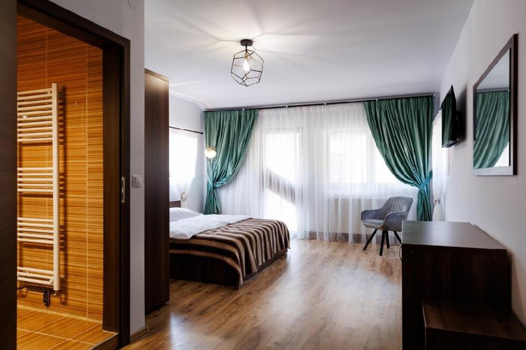 La Coltul Castelului Bran Boutique Hotel Екстериор снимка