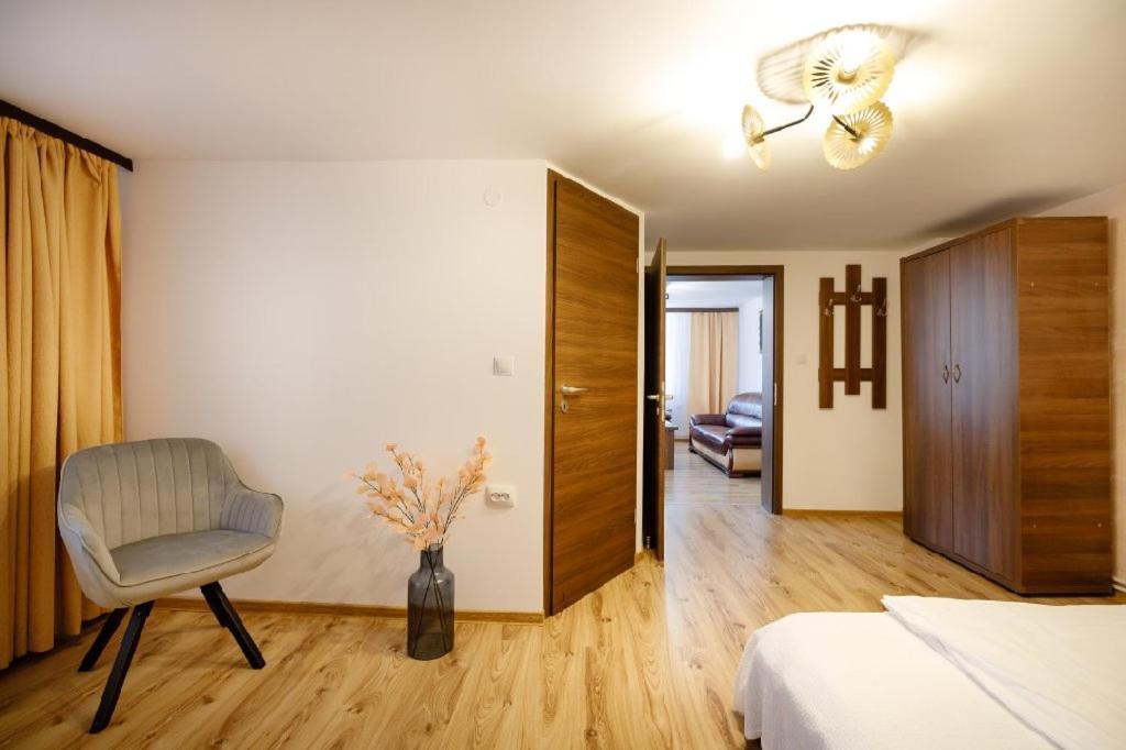 La Coltul Castelului Bran Boutique Hotel Екстериор снимка