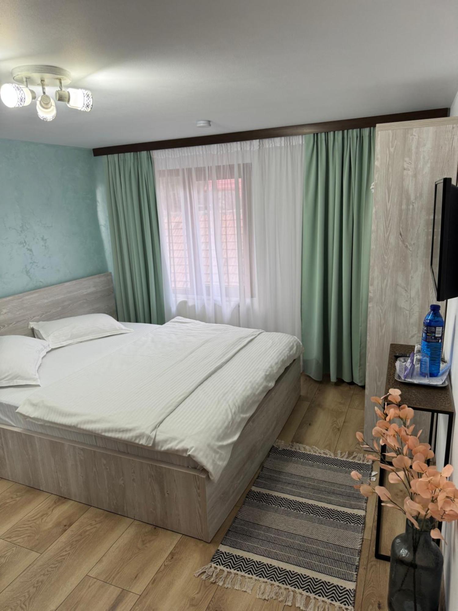 La Coltul Castelului Bran Boutique Hotel Екстериор снимка