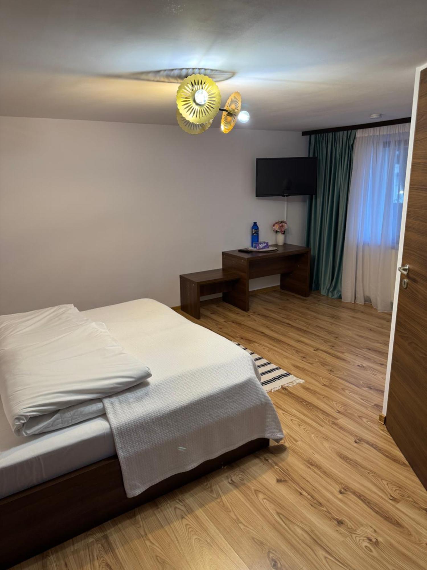 La Coltul Castelului Bran Boutique Hotel Екстериор снимка